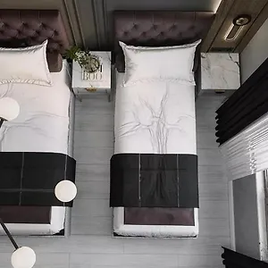 Selenay & Hotel Provincia di Istanbul